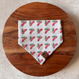 Holiday Haulin // Tie-On Snap Dog Bandana