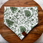 Timeless Tidings // Tie-On Snap Dog Bandana